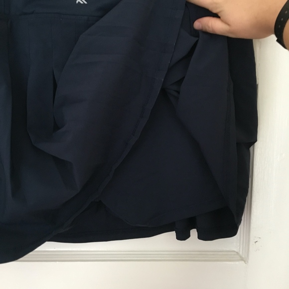 Pleated athletic skort - Navy - Picture 5 of 6